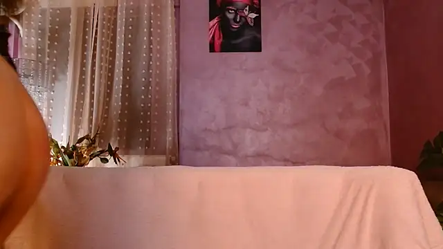 Snapshot of DanieleAida chatting on January 2025 12:07:02 PM DanieleAida online show from January 2025 12:07:02 PM