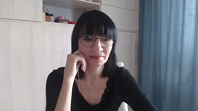 Erica95Bloom online show from September 2025 06:59:01 AM
