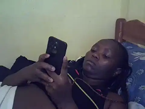 Snapshot of sweet-frida22 chatting on January 2025 05:28:02 PM sweet-frida22 online show from January 2025 05:28:02 PM