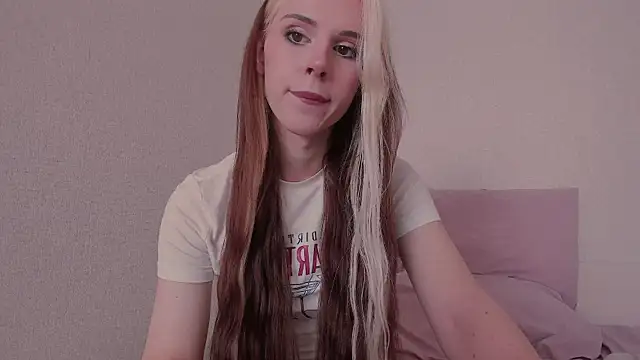 Snapshot of _eva__pleasure_ chatting on June 2026 05:56:01 AM eva pleasure online show from June 2026 05:56:01 AM