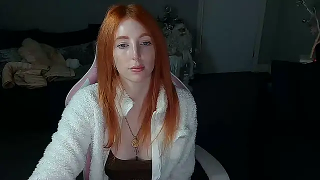 Snapshot of Red_firesquirt chatting on December 2024 02:28:02 PM Red firesquirt online show from December 2024 02:28:02 PM