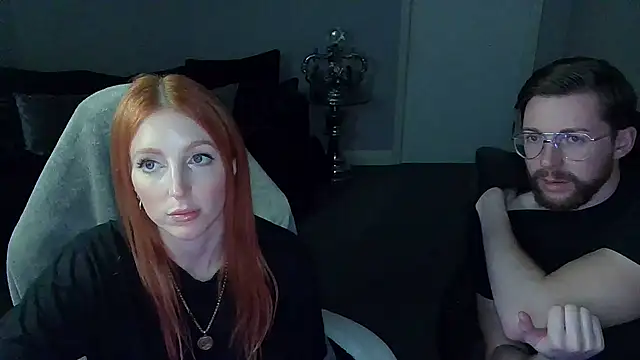 Snapshot of Red_firesquirt chatting on February 2025 09:37:01 PM Red firesquirt online show from February 2025 09:37:01 PM