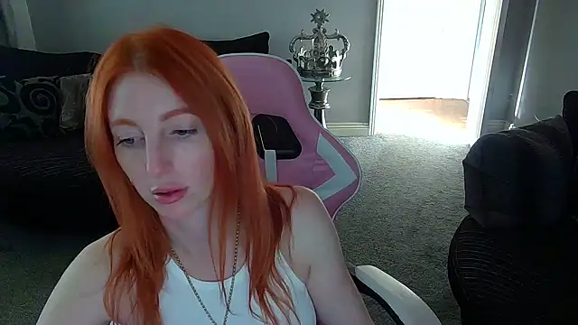 Snapshot of Red_firesquirt chatting on February 2025 02:26:01 PM Red firesquirt online show from February 2025 02:26:01 PM