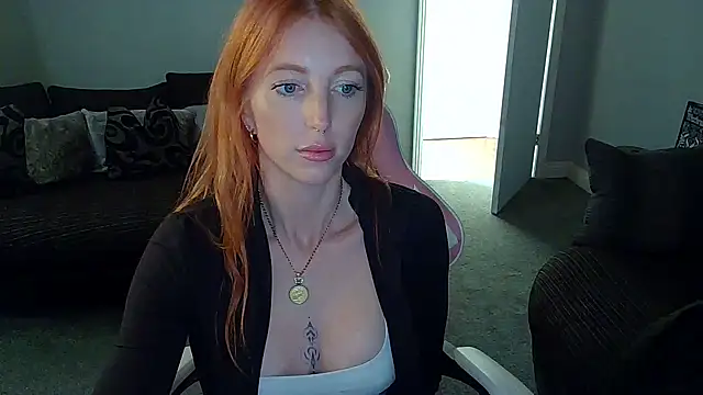 Snapshot of Red_firesquirt chatting on September 2025 12:05:01 PM Red firesquirt online show from September 2025 12:05:01 PM