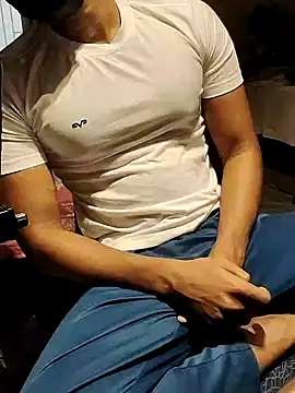 xxxhugedick0001 online show from February 2025 07:11:02 AM