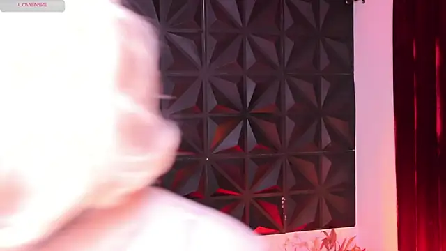 Misselektra   online show from January 2025 03:55:02 AM