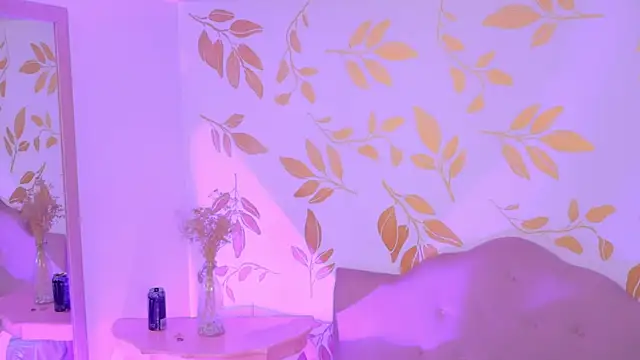 Misselektra   online show from October 2025 04:32:02 AM