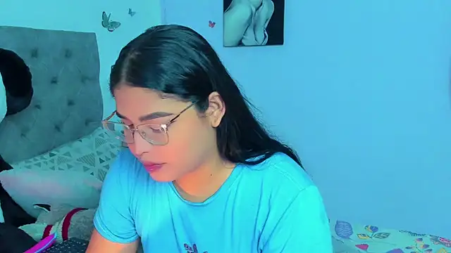 mabellfox online show from January 2025 03:46:02 PM