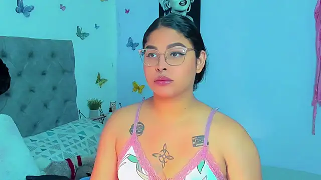 mabellfox online show from January 2025 04:41:01 PM