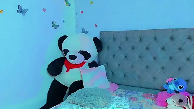 mabellfox online show from February 2025 09:57:01 PM