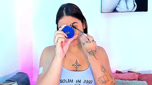 mabellfox online show from October 2025 10:14:02 PM