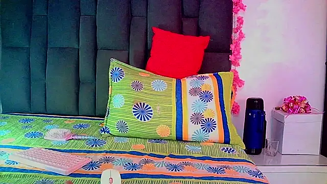 carmen14 online show from November 2025 10:14:02 AM