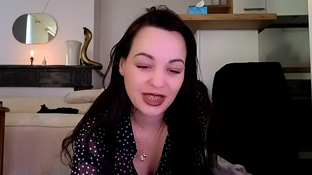 Snapshot of Lilie_romeo chatting on December 2024 02:26:02 PM Lilie romeo online show from December 2024 02:26:02 PM