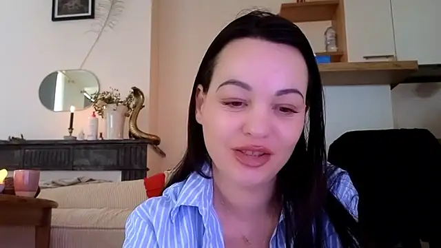 Snapshot of Lilie_romeo chatting on February 2025 11:31:01 AM Lilie romeo online show from February 2025 11:31:01 AM