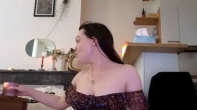 Snapshot of Lilie_romeo chatting on March 2025 03:40:01 PM Lilie romeo online show from March 2025 03:40:01 PM