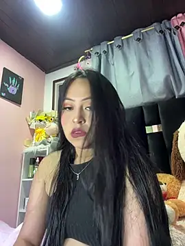 Noa Sakura  online show from February 2026 11:10:02 PM