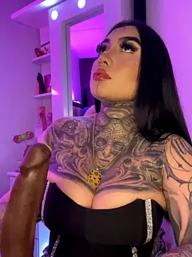 CloeeBeckam online show from November 2025 04:48:02 AM