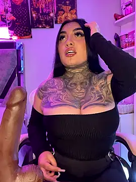 CloeeBeckam online show from January 2026 04:28:01 AM