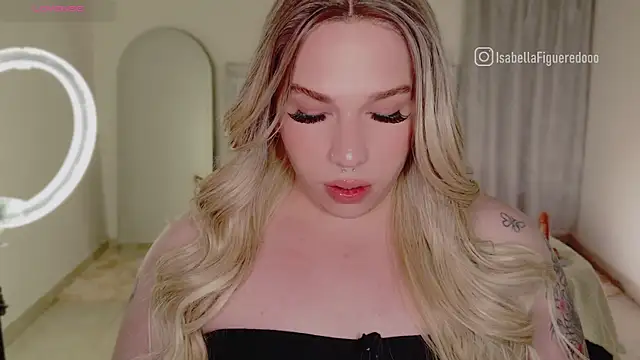 Snapshot of IsabellaFigueredo__ chatting on January 2025 01:11:01 PM IsabellaFigueredo online show from January 2025 01:11:01 PM