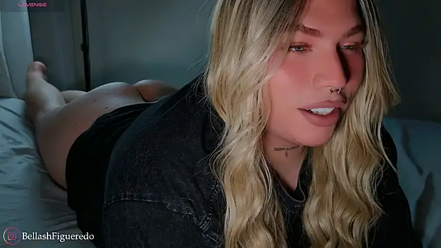 Snapshot of IsabellaFigueredo__ chatting on November 2025 06:30:01 AM IsabellaFigueredo online show from November 2025 06:30:01 AM