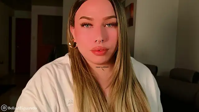 IsabellaFigueredo   online show from April 2026 11:20:01 AM