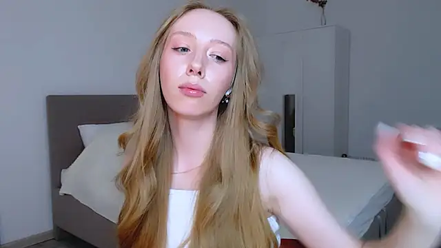 Luna insniity online show from December 2024 02:21:02 AM