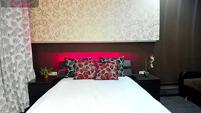 Donna Evans online show from January 2025 12:19:02 AM