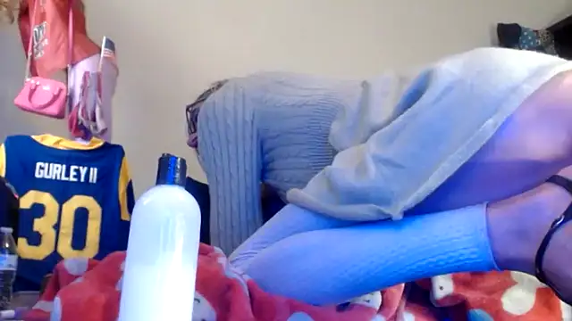 Snapshot of Taylorsexbot chatting on December 2024 10:17:02 PM Taylorsexbot online show from December 2024 10:17:02 PM