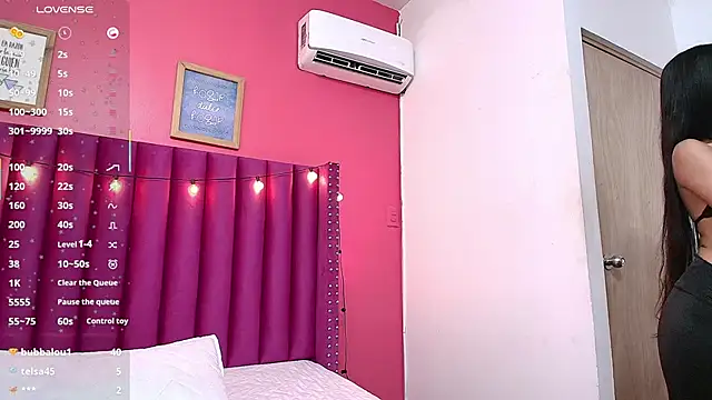 Snapshot of littlee_emilyy_ chatting on February 2025 03:07:02 AM littlee emilyy  online show from February 2025 03:07:02 AM