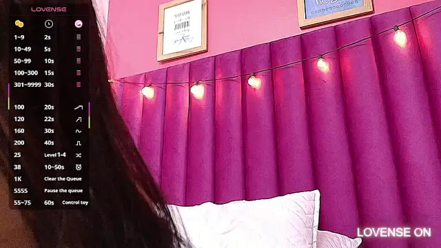 Snapshot of littlee_emilyy_ chatting on February 2025 06:08:02 AM littlee emilyy  online show from February 2025 06:08:02 AM