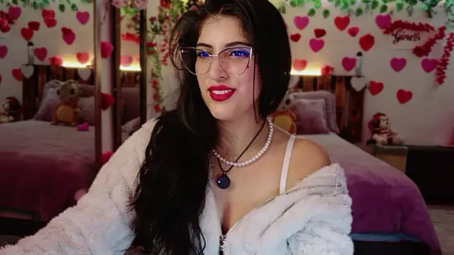 azahar  ziiz online show from February 2026 01:21:02 AM