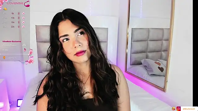 Goddess mia2 online show from April 2026 11:17:02 PM