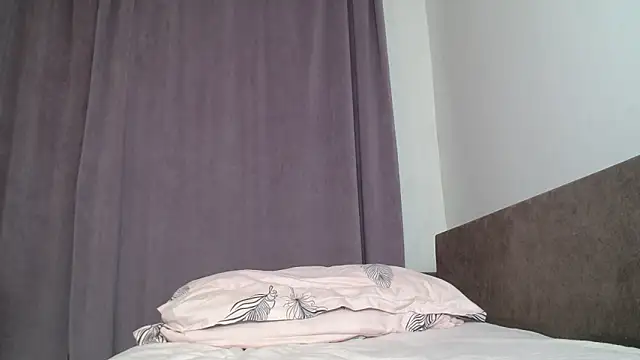 LadyMilfxxx online show from February 2025 03:25:02 AM