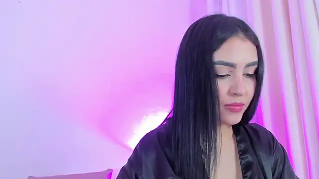 Snapshot of Abby__colins chatting on December 2024 05:34:01 PM Abby colins online show from December 2024 05:34:01 PM