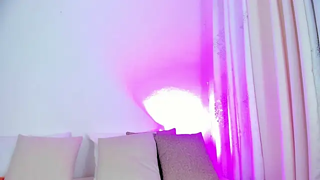 Snapshot of Abby__colins chatting on January 2025 04:42:01 PM Abby colins online show from January 2025 04:42:01 PM