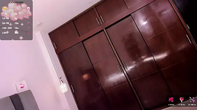 eileen tanihara online show from October 2025 04:19:01 PM