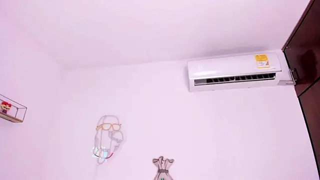 eileen tanihara online show from April 2026 12:32:01 PM