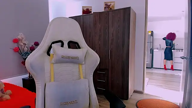 ScarlettMalbec online show from February 2026 09:11:01 PM