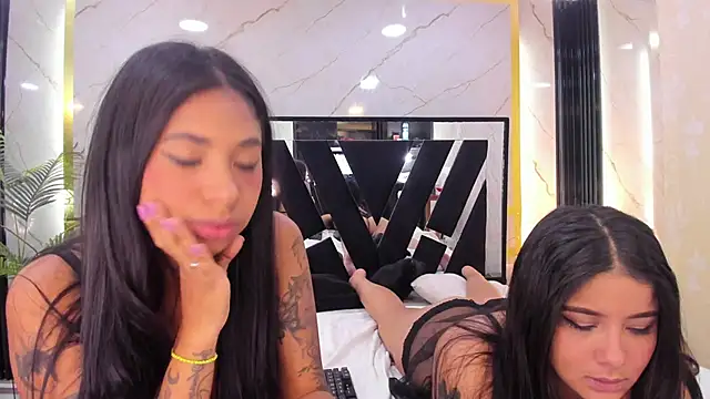 Lia-Anahiz online show from March 2025 03:21:02 AM