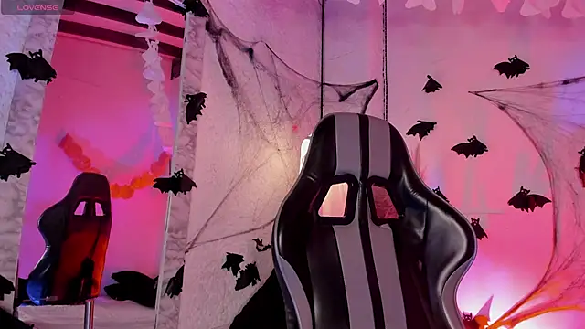 Alizon 1 online show from October 2025 08:42:02 PM