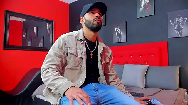 Thiagogomez online show from October 2025 12:36:02 PM