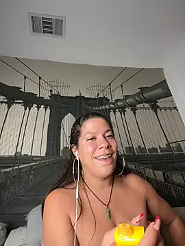 Snapshot of Bigbuttbrooklynn chatting on January 2025 05:59:02 AM Bigbuttbrooklynn online show from January 2025 05:59:02 AM