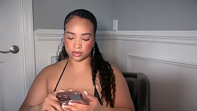 Snapshot of SashaEstrella chatting on July 2026 02:53:02 AM SashaEstrella online show from July 2026 02:53:02 AM