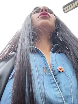 Astrid-- online show from March 2026 03:02:01 PM