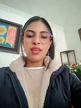 Snapshot of Astrid-- chatting on May 2026 02:58:02 PM Astrid-- online show from May 2026 02:58:02 PM