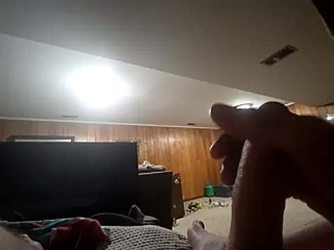 Travislovescum online show from November 2025 03:12:01 AM