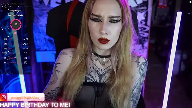 amywhitenessxx online show from December 2024 06:13:01 PM