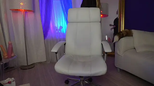 Margo Pearls online show from December 2024 12:53:02 AM