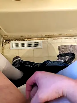 Jackauff69 online show from April 2026 11:21:01 PM