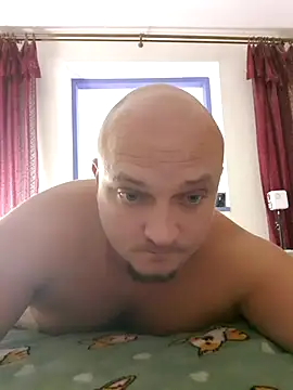 Snapshot of Pandasky chatting on November 2025 11:03:01 AM Pandasky online show from November 2025 11:03:01 AM